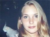 Virginia Robertsová pro Epsteina zaala pracovat jako patnáctiletá.