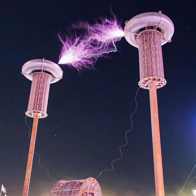 Na festivalu Burning Man zemřela žena. Není to poprvé, co na této akci došlo k úmrtí