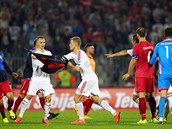 V roce 2014 naruila podobná akce, ji plánovali ei, zápas Srbska s Albánií....