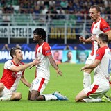 Fotbalov Slavia vstoupila do Ligy mistr remzou na stadionu Interu Miln....