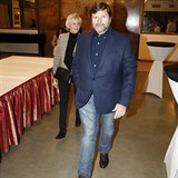 Jan Hrušínský s manželkou Miluší Šplechtovou na premiéře filmu Pražské orgie