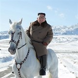 Kim Čong-un v sedle na hoře Pektusan