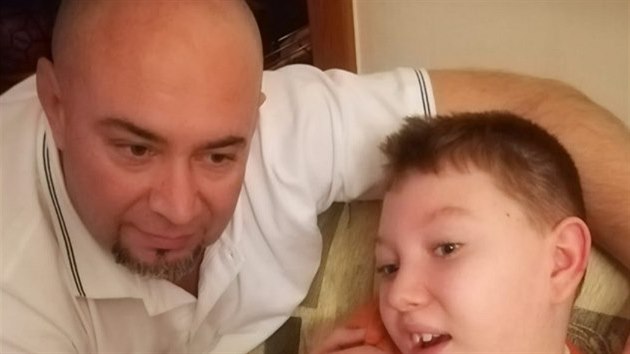 Za sou�asný stav malého Adámka mohou podle Jana Vy�ítala léka�i z pardubické...