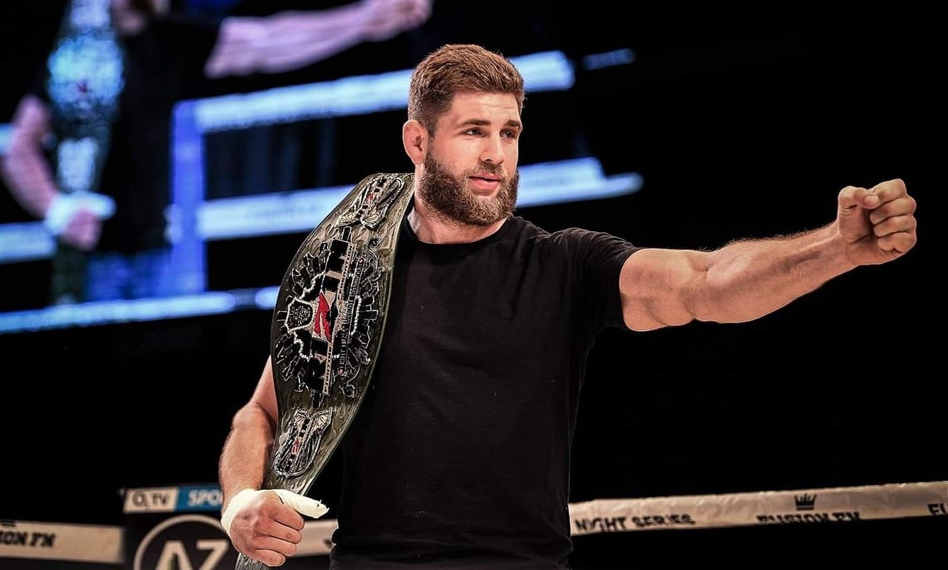 Ji�� �Denisa� Proch�zka je nejlep�� �esk� MMA z�pasn�k sou�asnosti.