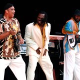 Earth, Wind & Fire Experience