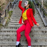 Ze schod v Bronxu se dky filmu Joker staly Jokerovy schody. Lid se tam...