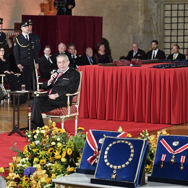 Prezident Milo Zeman pi projevu ve Vladislavskm sle Praskho hradu, kde se...