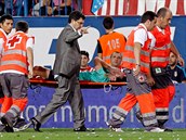 Tomá Ujfalui zranil Lionela Messiho v záí 2010.