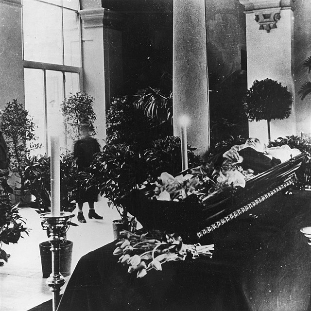 Vyetovn Jana Masaryka bylo znovu oteveno. Poda se odhalit jeho vrahy?