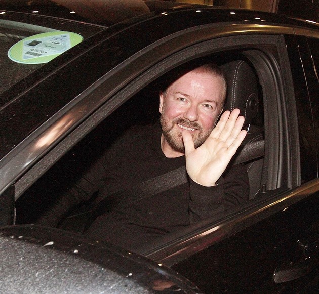 Ricky Gervais si pijetí v Kongresovém centru Praha uíval.