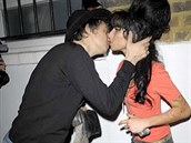 Pete Doherty ml s Amy Winehouse mnoho spoleného.