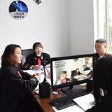 Zasedání čínského online soudu.