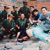 Syn Pabla Escobara tvrdí, že se jeho otec zabil sám.
