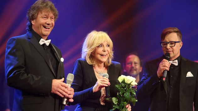 Zpváci mají za sebou nejen letitou kariéru, ale nespoet bujarých mejdan.