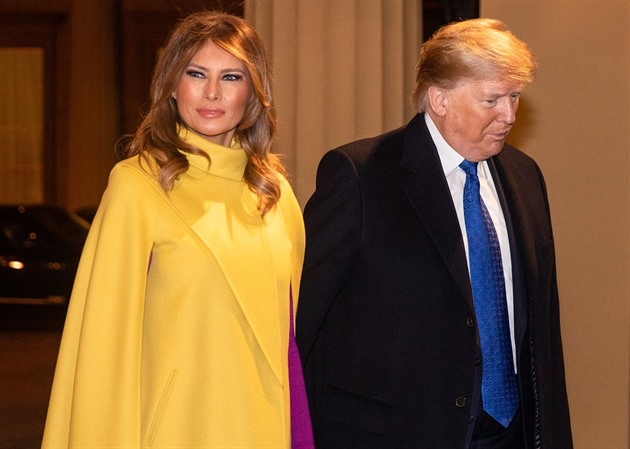 Donalda Trumpa doprovodila na summit jeho manelka Melania.