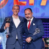 Tomáš Souček byl vyhlášen nejlepším hráčem minulé ligové sezony, Jindřich...