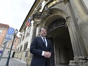 Ministr kultury Antonín Stank odvolal editele Národní galerie Praha Jiího...