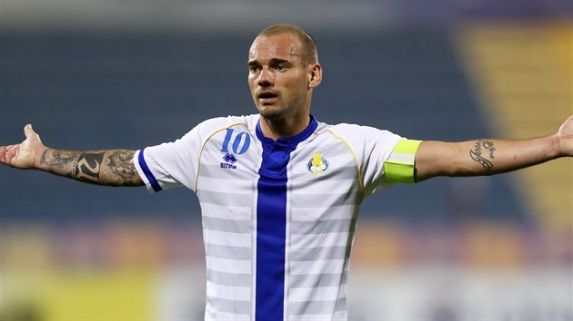 Wesley Sneijder platil za prvotdnho fotbalistu.