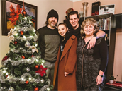 Jaromír Jágr strávil Vánoce se svou rodinou. Nikdo ale nechápe, pro má kulicha.
