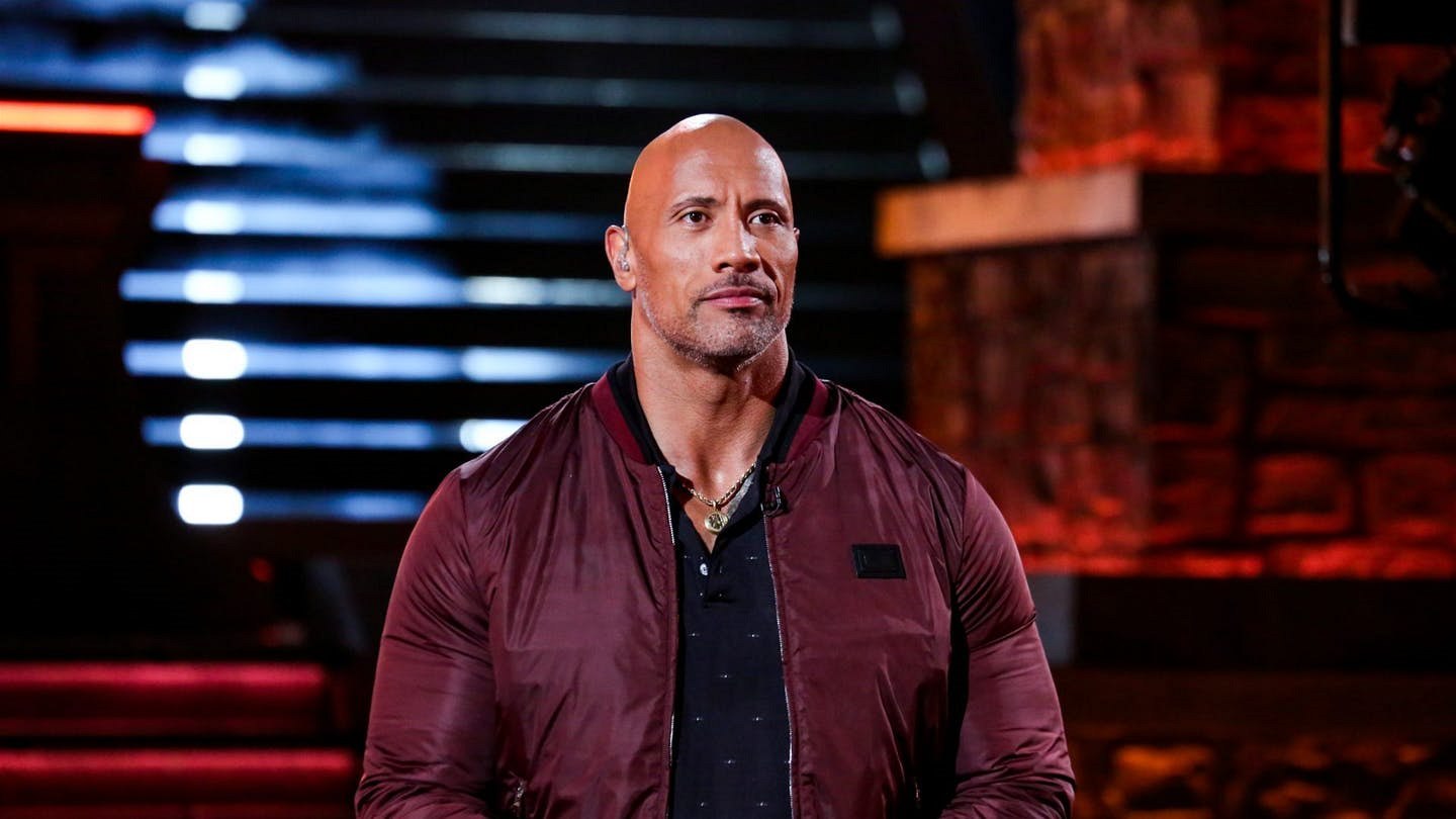 Dwayne Rocj Jako vejce vejci. Dwayne „The Rock“ Johnson ukázal svou dceru ...