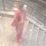 Jokerova tanen scnka z netradinho pohledu.