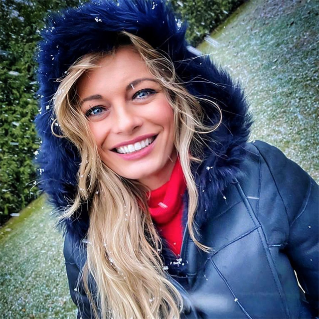 Lucie Borhyov miluje zimu.