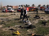 Pi leteckém netstí poblí Teheránu zemelo 176 lidí.