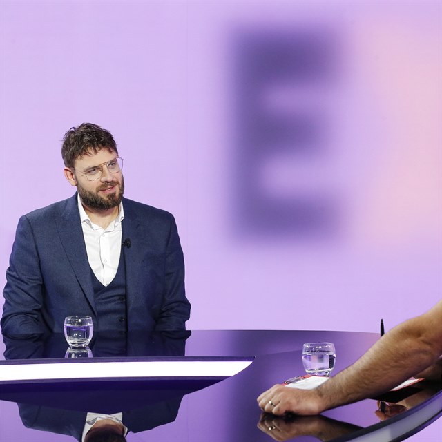 Petr Svoboda ve studiu poadu Experti odpovdal na nae otzky.