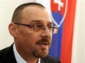 Dobroslav Trnka byl nyní zaten a rozplétání chapadel mafie na Slovensku tak...