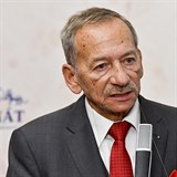 Předseda Senátu Jaroslav Kubera (na snímku ze 14. listopadu 2018) zemřel náhle...