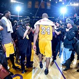 Kobe Bryant se s NBA rozlouil v roce 2016.