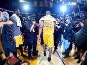 Kobe Bryant se s NBA rozlouil v roce 2016.