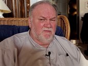 Thomas Markle nenechává na Meghan a Harrym nit suchou.