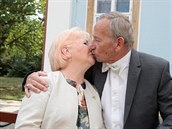 Jaroslav Kubera (72) s manelkou Vrou loni oslavil zlatou svatbu.