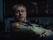 Igor Chmela v reklamním spotu pro známou pojiovnu.