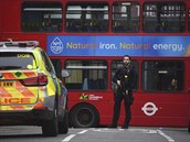 S teroristickými útoky má Londýn své zkuenosti. Stává se z nich u standard?