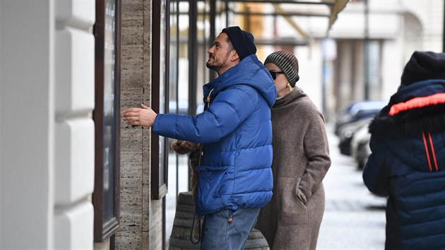 Orlando Bloom a Katy Perry vyrazili na jídlo do italské restaurace v centru...