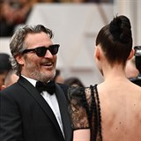 Joaquin Phoenix a jeho snoubenka  Rooney Mara.