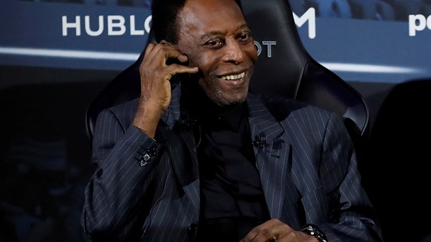 Hvzdný fotbalista Pelé se neobjevuje na veejnosti. Prý se stydí za to, jak na...