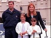 Princ Andrew, vévodkyně Sarah a jejich dcery Beatrice a Eugenie