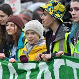 Po Gretin protestu zstala ped bristolskou univerzitou spou.