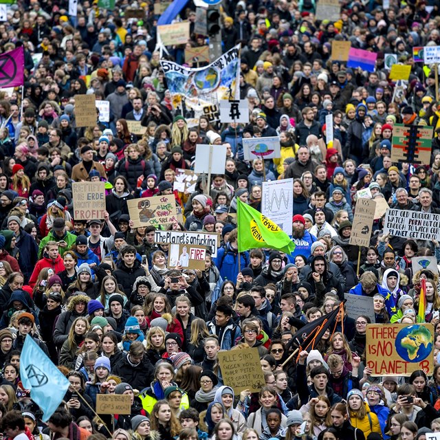 Protestu v Bruselu se zastnilo mn lid ne obvykle.