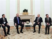 Erdogan s Putinem pod sochou ruských voják, kteí porazili Turky v Bulharsku.