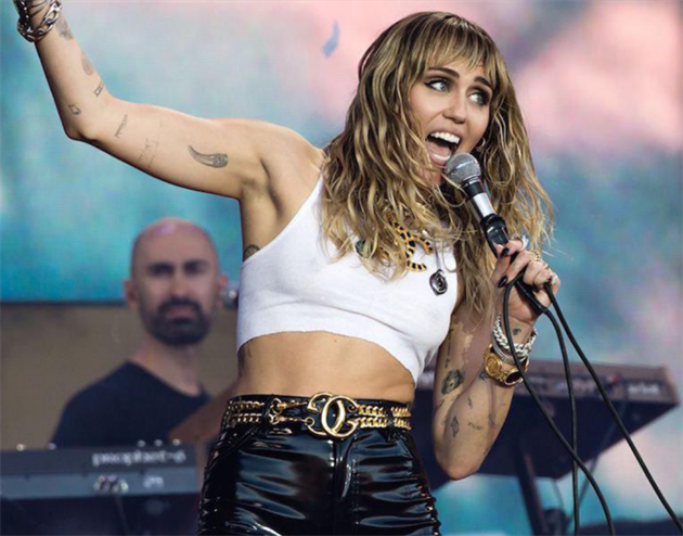Miley Cyrus je hodn kontroverzní osobou na Instagramu