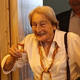 Dana Ztopkov se doila 97 let. Zemela 13. bezna 2020.