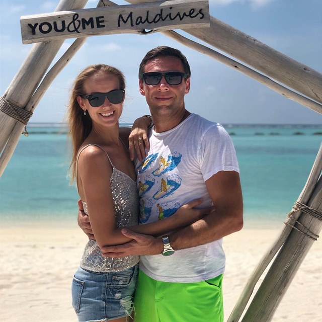 Manel Petra a Roman Vojtkovi pr cestu na Maledivy dostali svatebnm darem,...