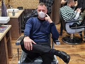 Petr Vágner krátce ped svým odletem zveejnil fotku s respirátorem a napsal:...
