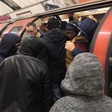 Metro v Londn den po vyhlen karantny