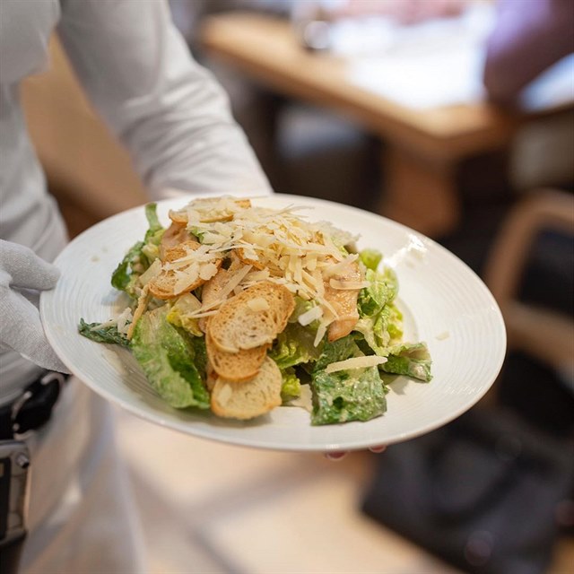 Caesar salt z restaurace Zdeka Pohlreicha mete mt s dovkou dom i vy.