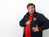 Miroslav Schön, majitel hradeckého klubu, rozjel výpovdi pro hokejisty...